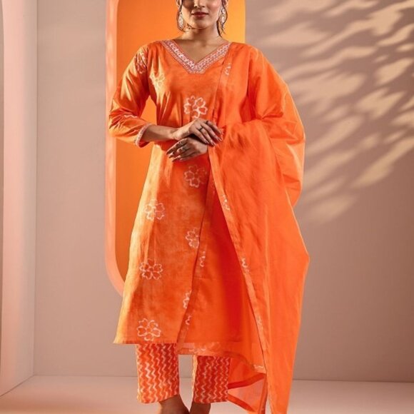 Orange & White Printed Kurta Set with Trousers & Dupatta – Cotton Blend S-2XL - Picture 4 of 7